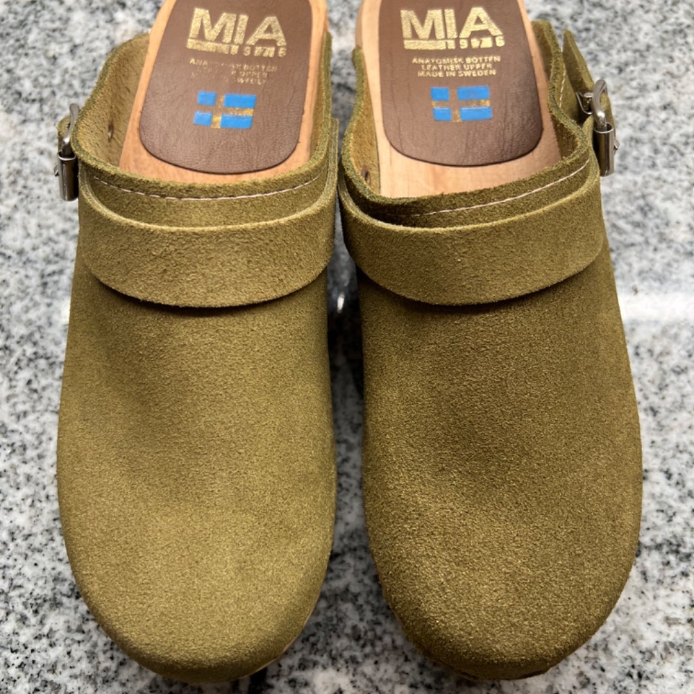 MIA EBBA Clog - Olive Suede US Size 9 - Picture 2 of 8